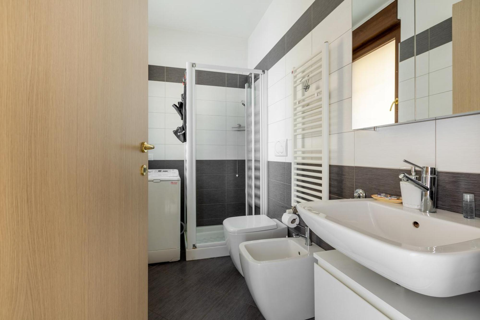 Apartament Corsica Huge Terrace Flats Mediolan Zewnętrze zdjęcie